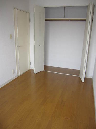 Other room space. Western-style 5.1 tatami mats (interior ago)