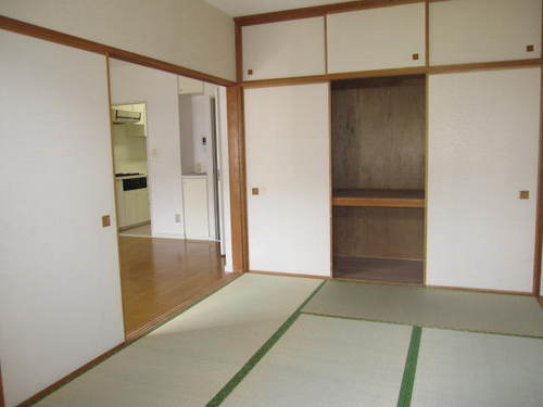 Other room space. Japanese-style room (interior ago)