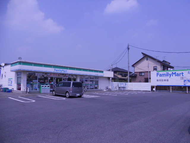 Convenience store. 545m to FamilyMart Noda Yamazaki store (convenience store)