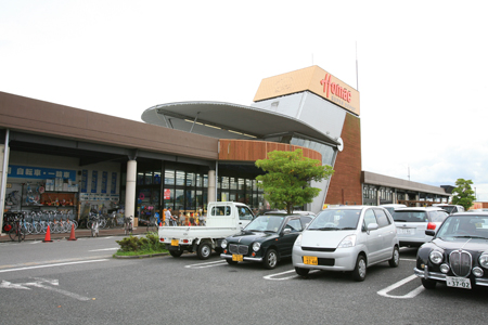 Supermarket. Homac Corporation super depot Mizuki Noda store up to (super) 900m