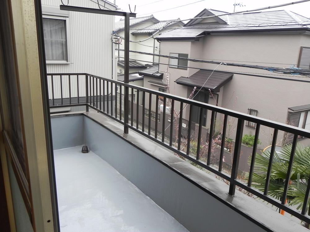 Balcony. Local (April 2012) shooting