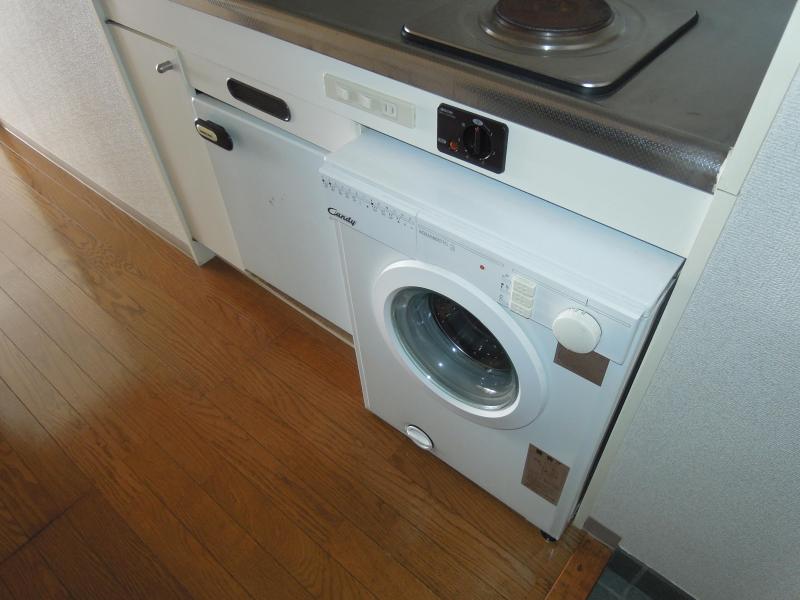 Other Equipment. Washing machine ・ With mini fridge