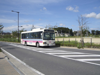 Other Equipment. During the weekday morning and evening commute, "Shimizukoen" shuttle bus direct to the station "Bloom line" is operated. Since the night is operated until o'clock 10, Street at night is also safe if the use of the bus. It also comfortable on a rainy day. For the residents-only bus, On weekends and public holidays, It can also be used to vacationers, etc. Town event