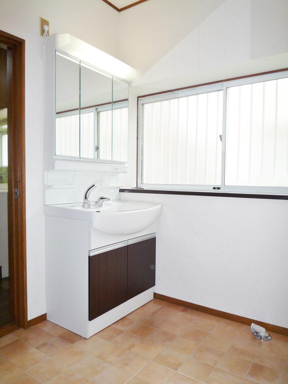 Wash basin, toilet. Vanity of new