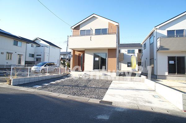 Local appearance photo. 2-2 Building