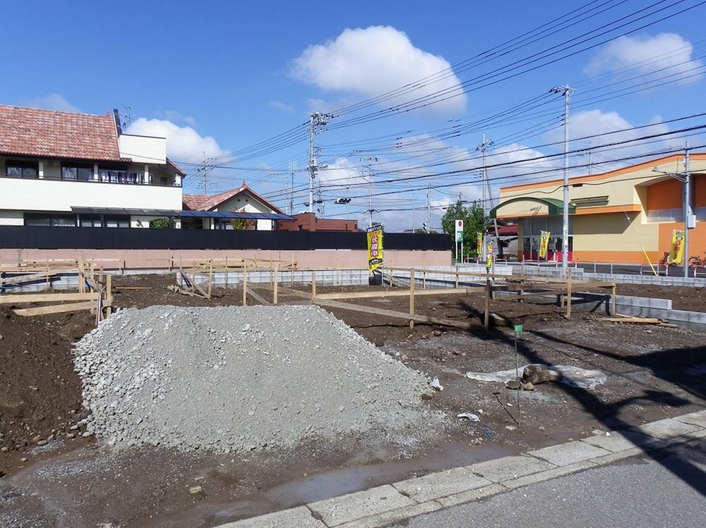 Local appearance photo. Local (10 May 2013) Shooting