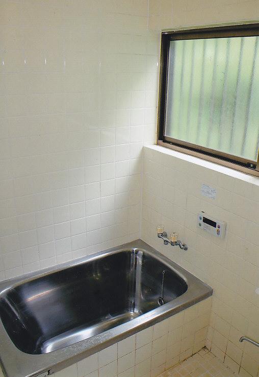 Bathroom. Bathroom bright design