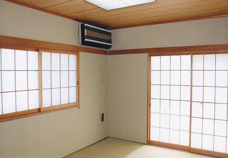 Other introspection. Bright Japanese-style room of the southeast angle room
