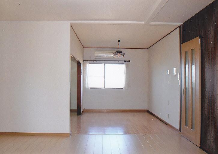 Living. 20 Pledge of spacious LDK