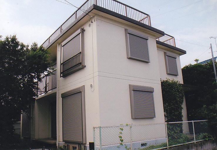 Local appearance photo. The appearance of the bright design