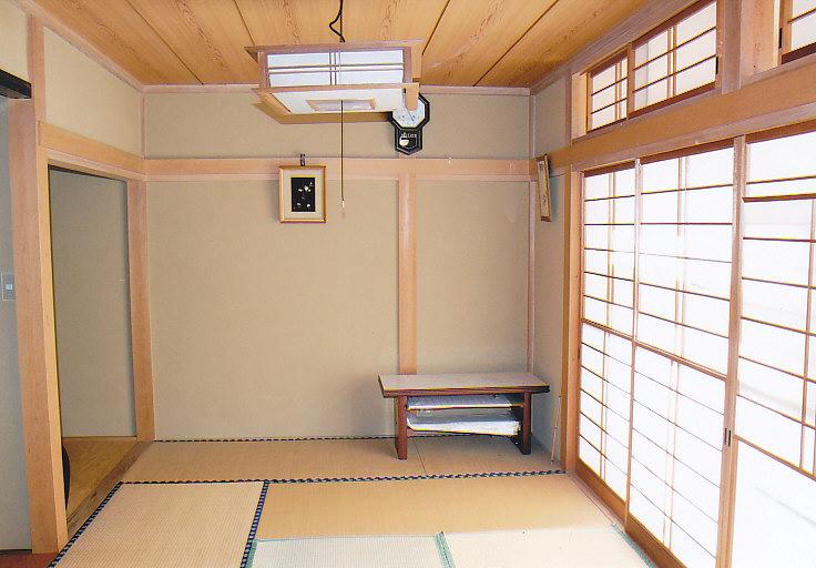 Other introspection. Japanese-style room of calm atmosphere