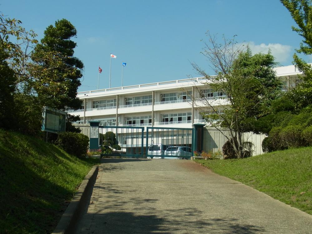 Junior high school. Ōamishirasato 3100m to stand omental junior high school