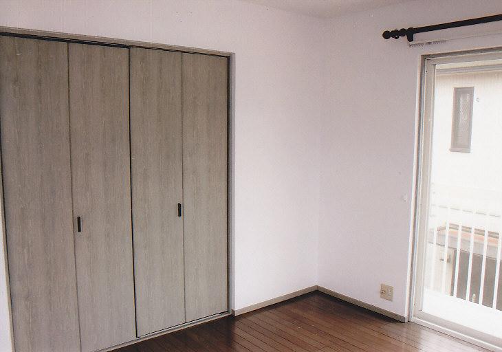 Other introspection. Housed plenty of closet with storage
