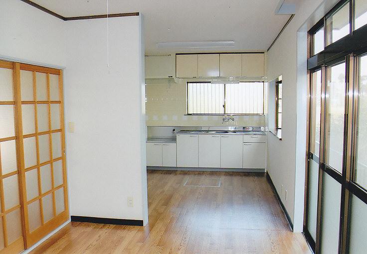 Living. 12 Pledge of spacious LDK