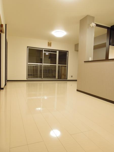 Living. Bright living room white with a feeling of freedom was based.