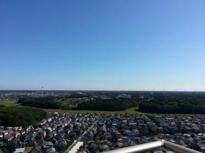 View photos from the dwelling unit. View from the site (October 2013) Shooting