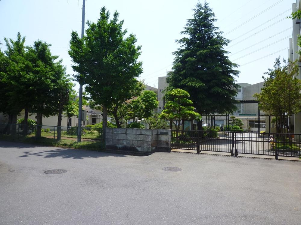 Primary school. Shimoshizu until elementary school 860m walk 11 minutes