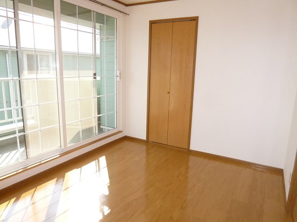 Other room space. Western-style 6 tatami