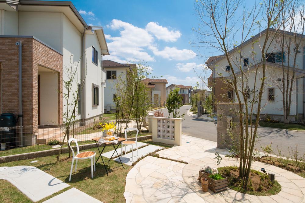 Other local. Because more than 60 square meters site area, The garden is also spacious available. (Skyline photo 2013 February shooting Sale already compartment)