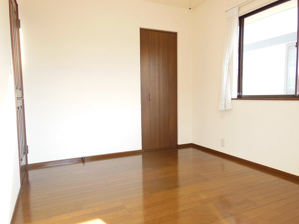 Other room space. 2 Kaiyoshitsu (2)