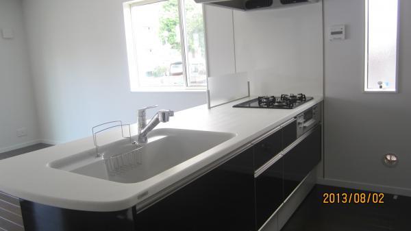 Kitchen. YAMAHA made of kitchen clean is also a long-lasting Ease