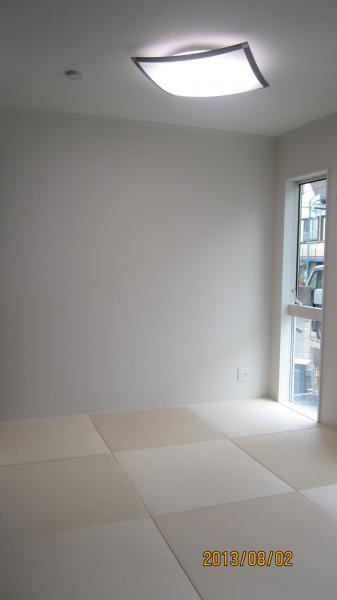Non-living room. Japanese-style room is also a little bit different attire
