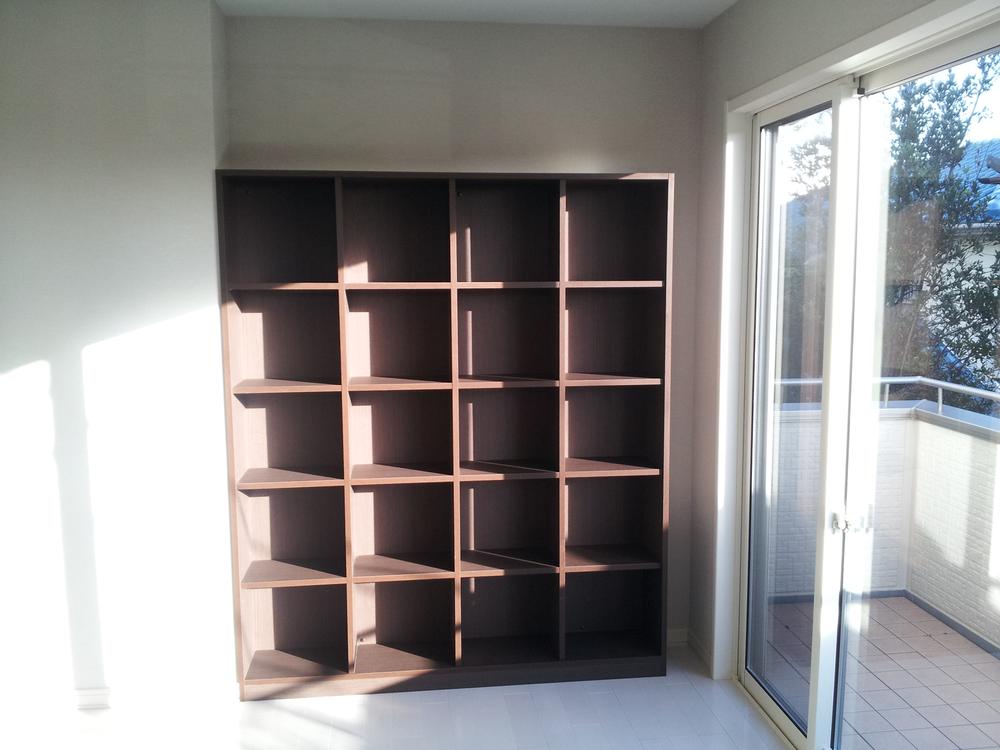 Other Equipment. We prepared a nice storage in the bedroom. It is also useful as a bookcase, It is cute can decorate small items.