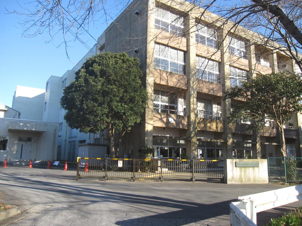 Primary school. 450m until Sakura Minami Shizu Elementary School