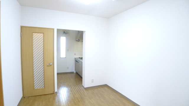 Living and room. Room of bright colors in the flooring!