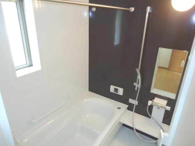 Bathroom. Same specifications Photos