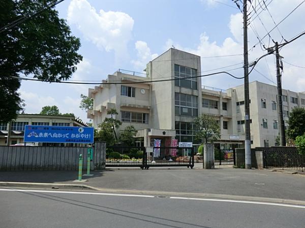 Primary school. 350m Kamishizu elementary school to the surrounding environment A 4-minute walk