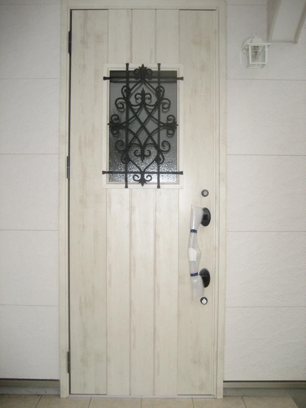 Entrance. Local (11 May 2013) Shooting