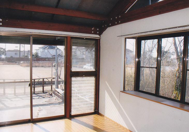 Other introspection. Bright Western-style of the southwest angle room