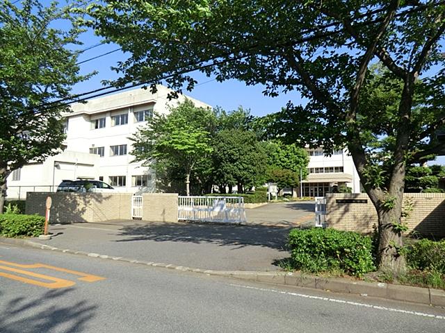 Junior high school. 1800m to Shirai City Nanatsugidai junior high school