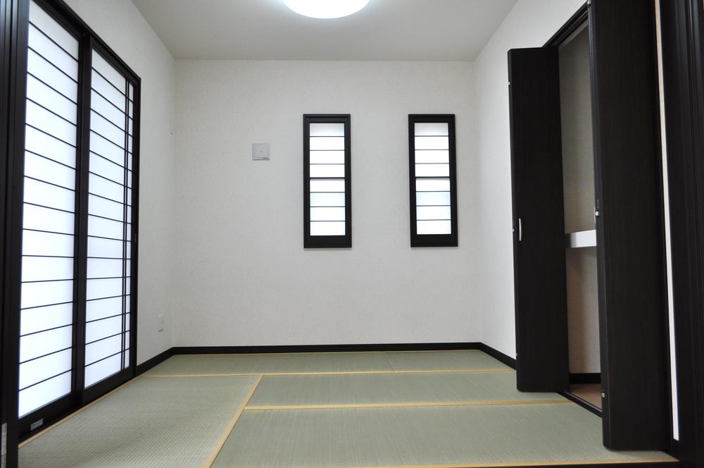 Non-living room. It can also be used in the drawing-room Japanese-style room