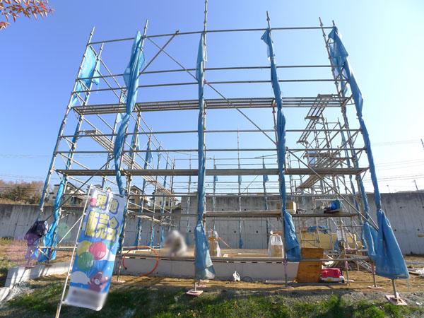 Local appearance photo. 1 Building