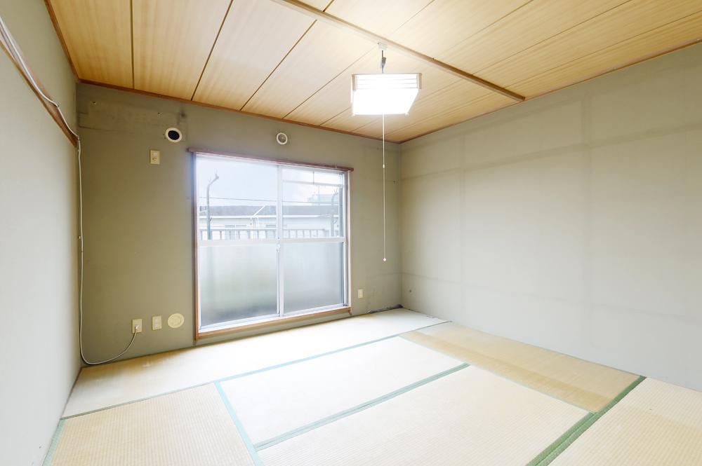 Non-living room.  [2F] South-facing 8 quires of Japanese-style room