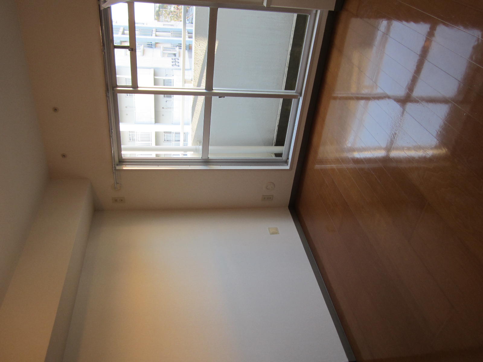 Living and room. 6 tatami Western-style ・ Balcony