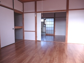 Living and room. It has been changed from the Japanese-style Western-style