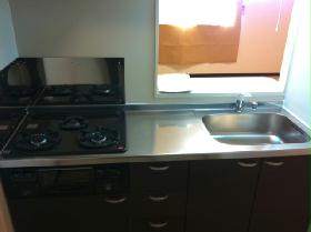 Kitchen. Gas stove 3-neck