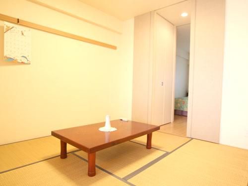Non-living room. Japanese-style room about 5 tatami