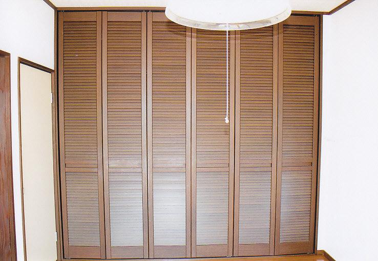Other introspection. Storage plentiful with closet