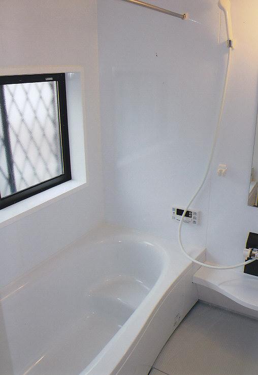 Bathroom. The appearance of the bright design