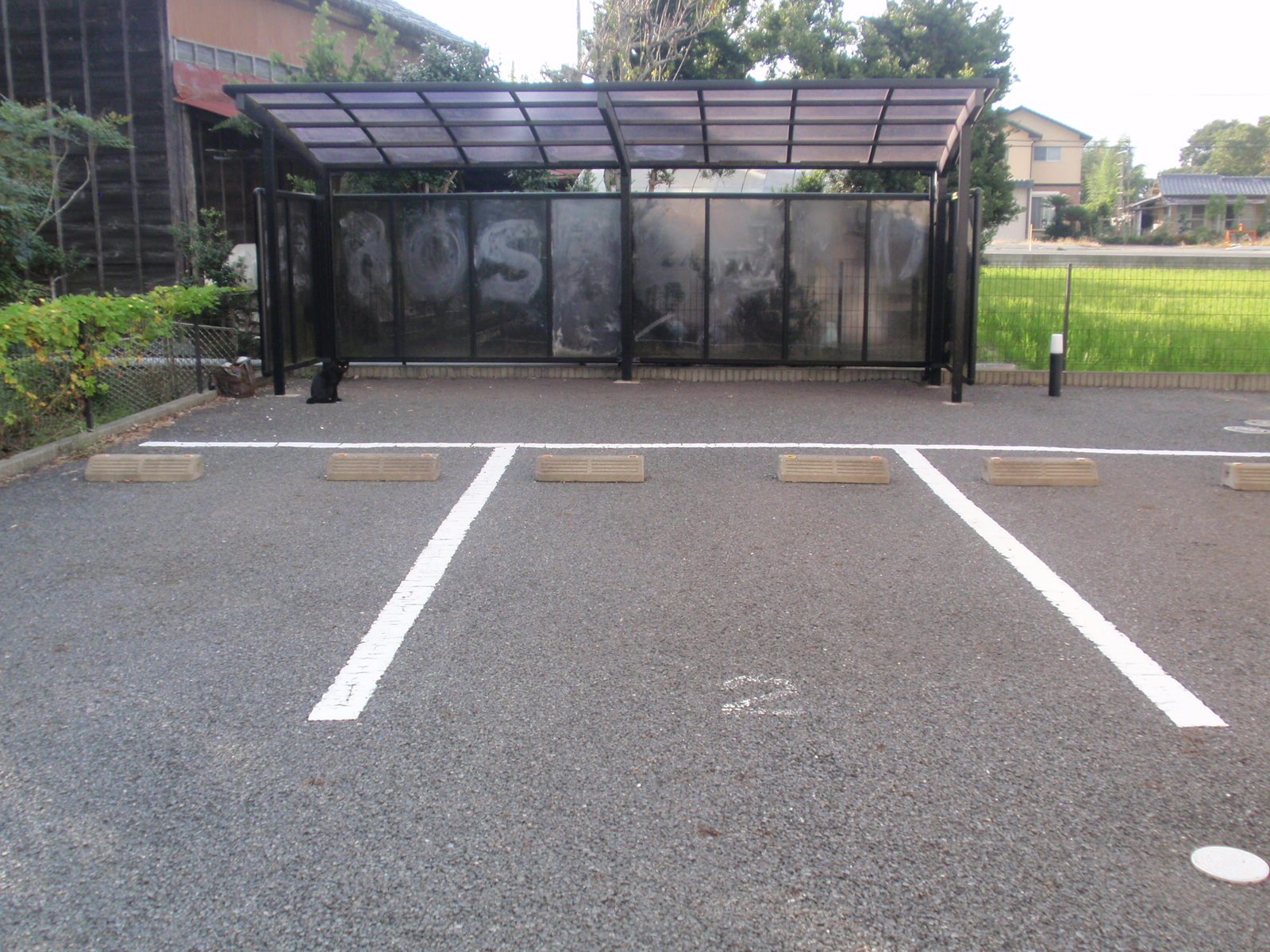 Parking lot. ◎ car  ◎ bike ・ Bicycle shed with a roof