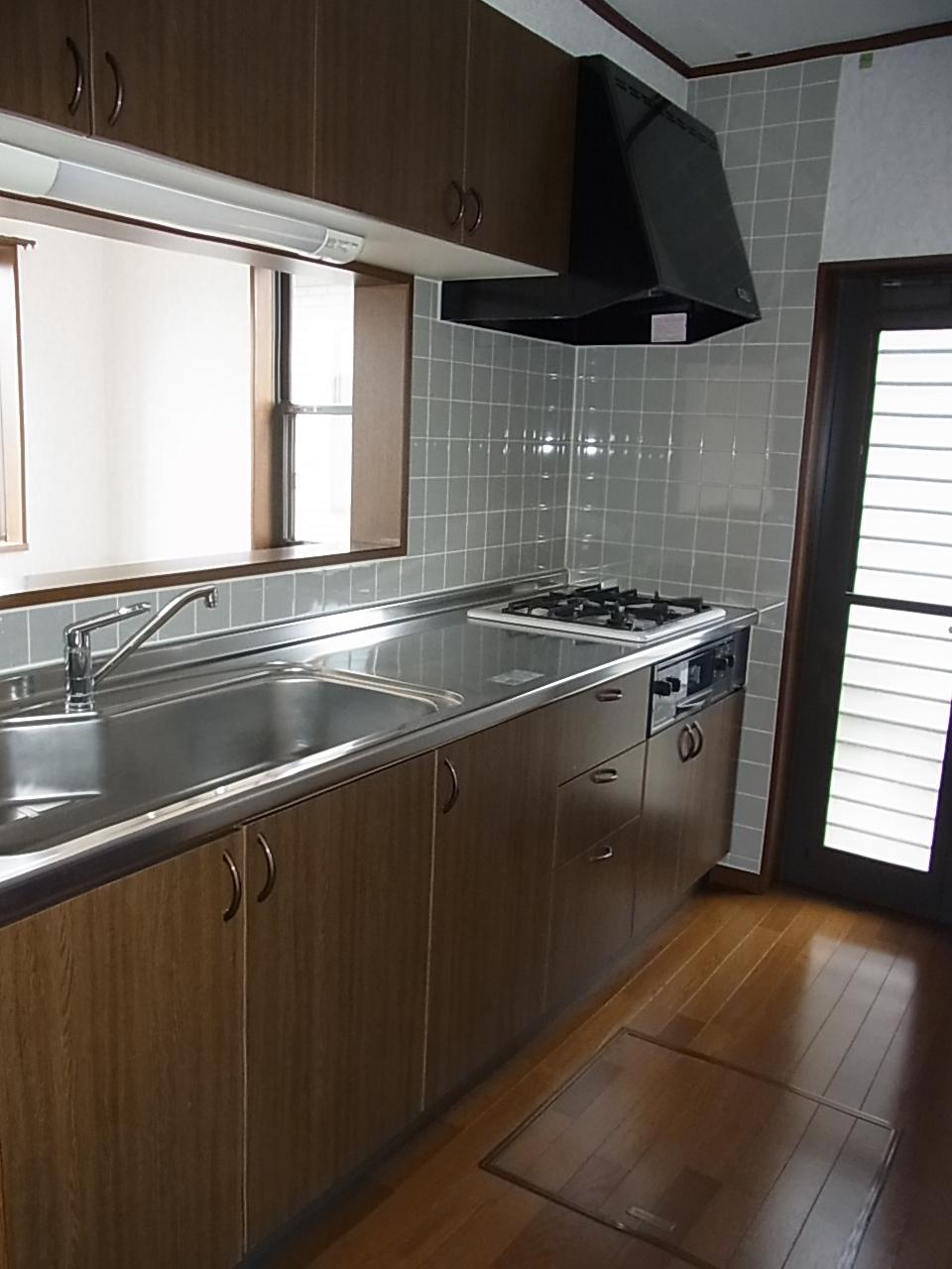 Kitchen. Indoor (March 2013) Shooting ◎ spacious kitchen