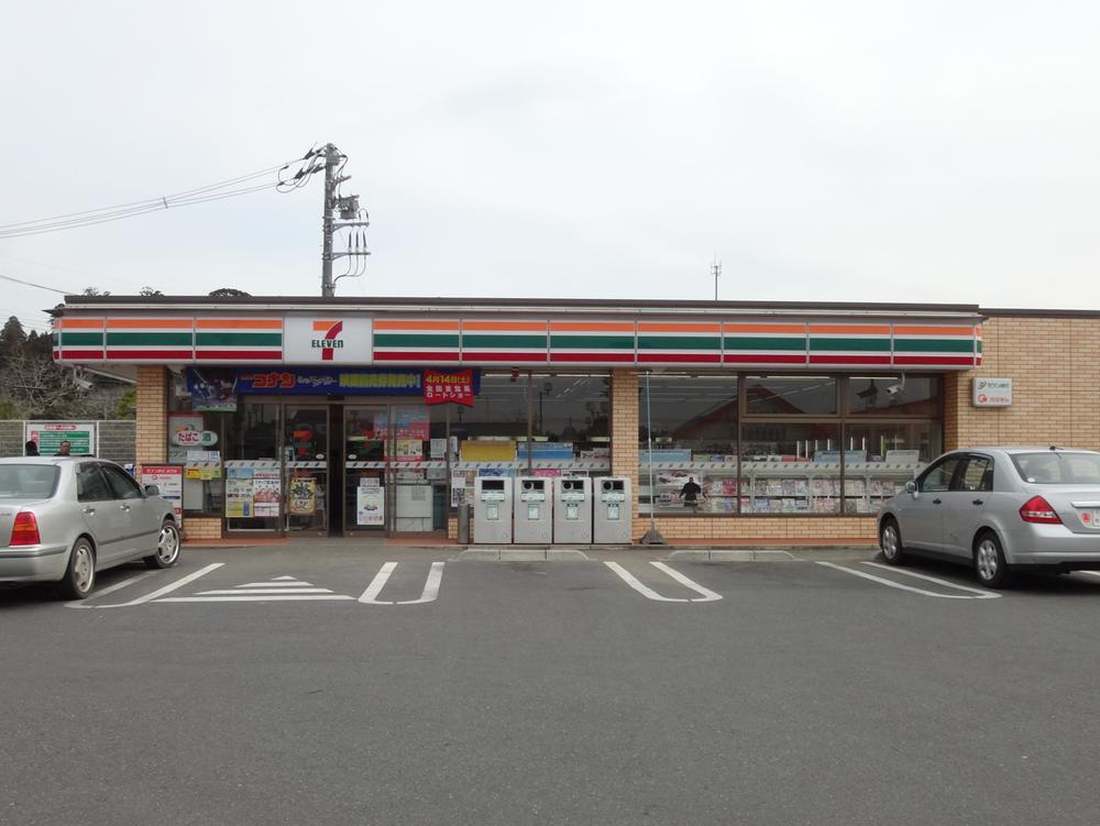 Convenience store. Some 1100m to Seven-Eleven Togane Hiyoshidai store and the convenient convenience store. of course, Located in Hiyoshidai.