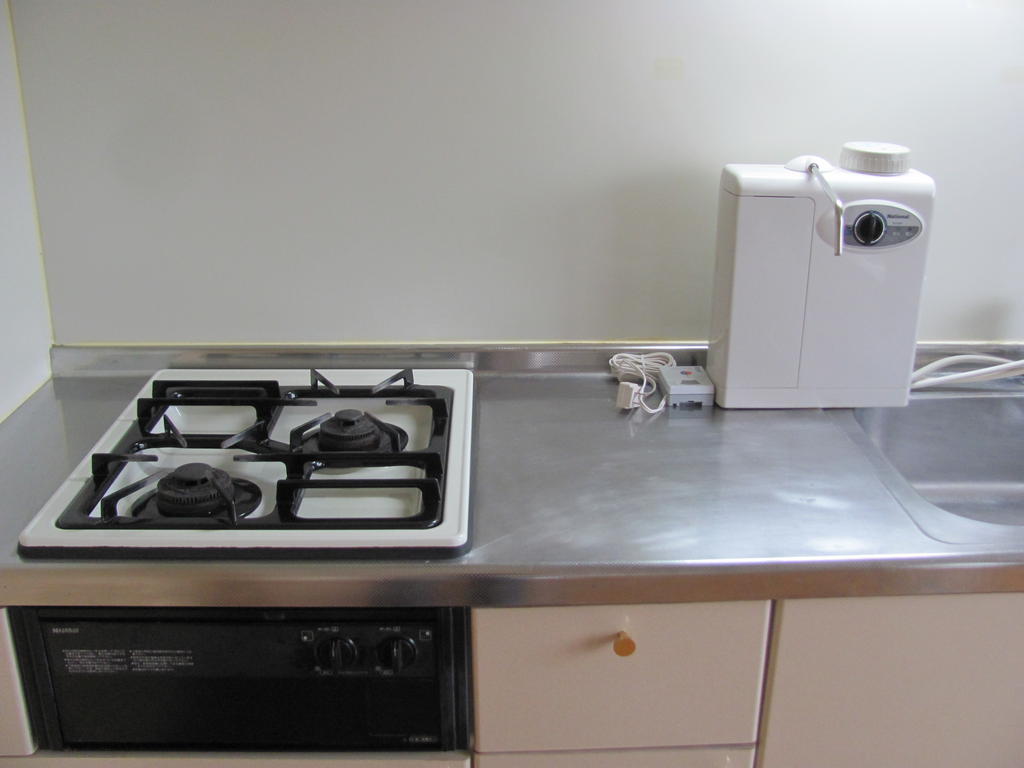 Other Equipment. Gas stove ・ With water purifier