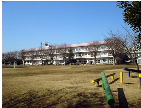 Primary school. Tomisato 800m up to elementary school Tomisato Elementary School