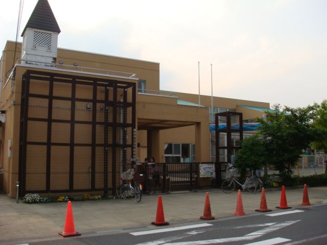 kindergarten ・ Nursery. Todaijima nursery school (kindergarten ・ 420m to the nursery)