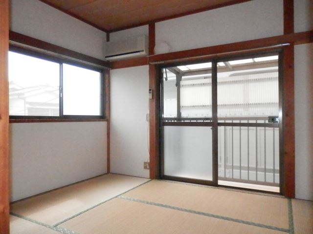 Living and room. 6 Pledge Japanese-style room, It comes with air conditioning